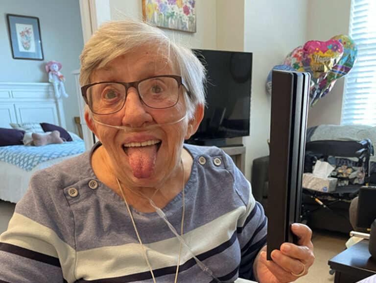 Mama 8.800x600pxJPEG 768x577